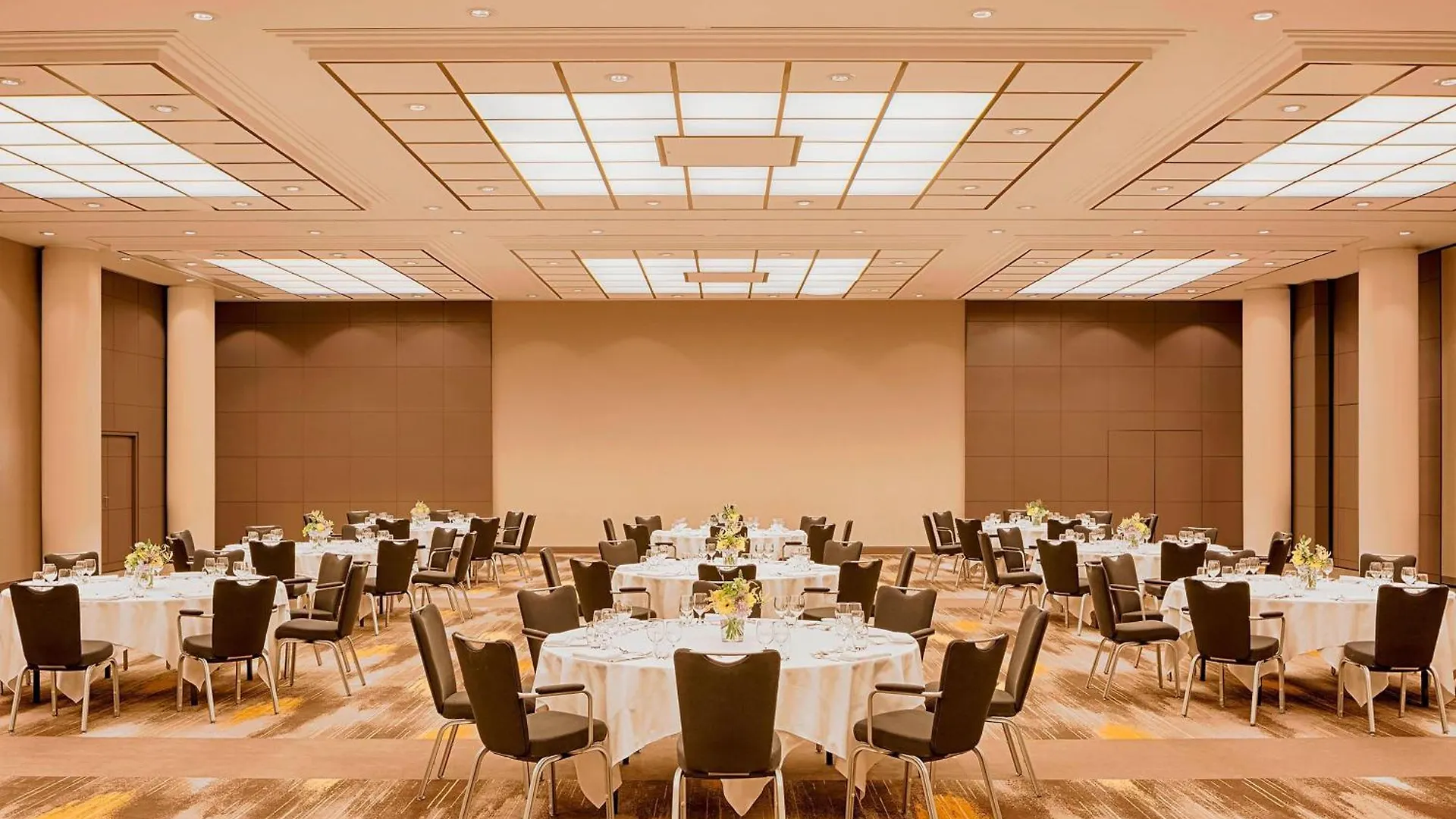 Sheraton Amsterdam Airport Hotel And Conference Center Amsterdam Airport Schiphol