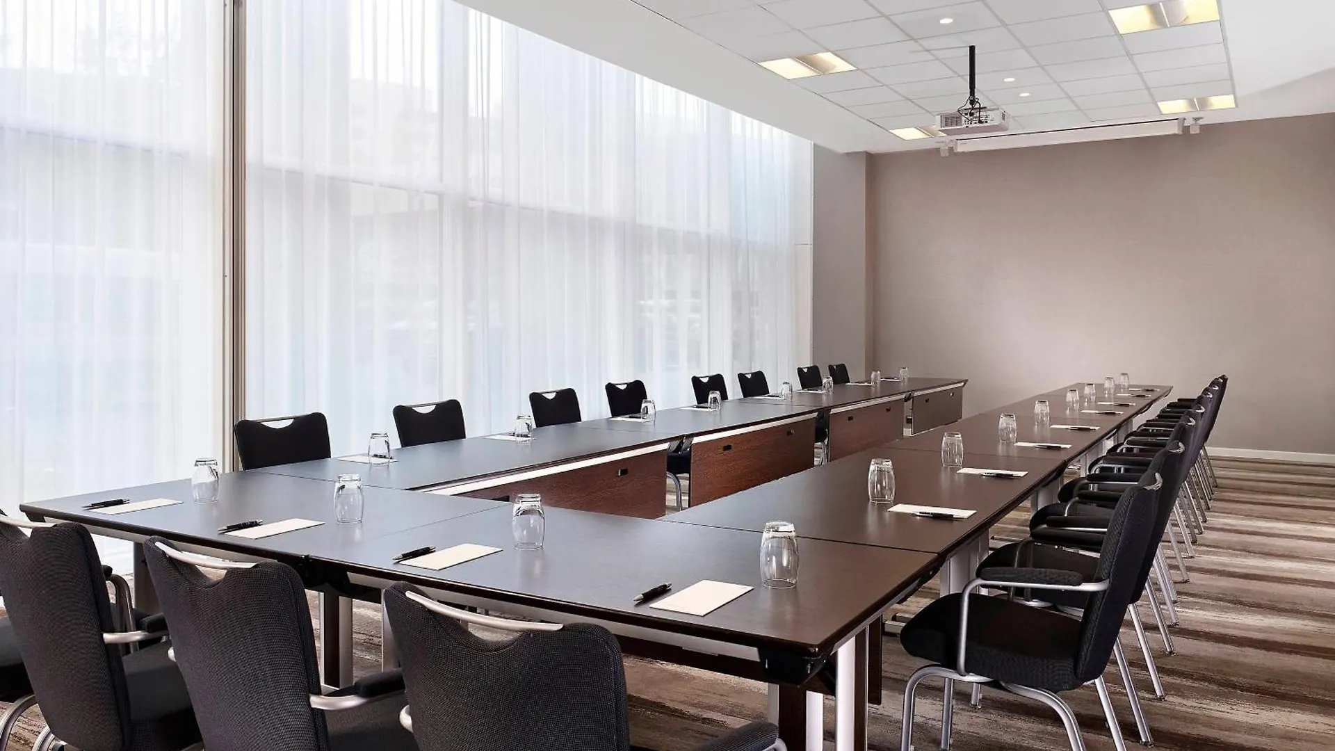 Sheraton Amsterdam Airport Hotel And Conference Center Amsterdam Airport Schiphol