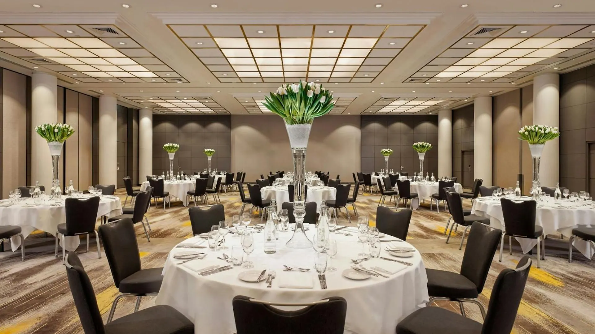 ****  Sheraton Amsterdam Airport Hotel And Conference Center Amsterdam Airport Schiphol Netherlands