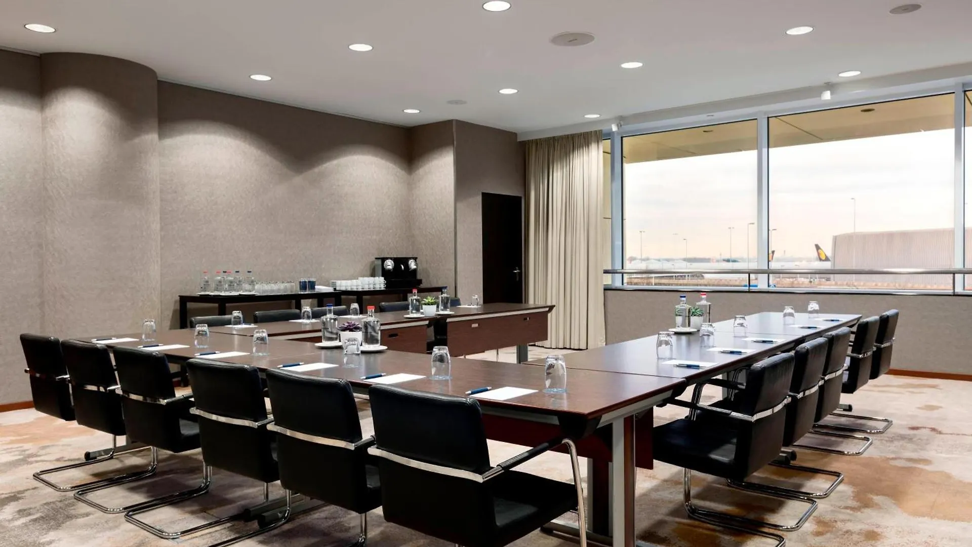 ****  Sheraton Amsterdam Airport Hotel And Conference Center Amsterdam Airport Schiphol Netherlands